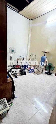 Gấp bán, Nhỉnh 9 tỷ, 130m2 ngan 5,5m dài 23m Hẻm Xe Hơi