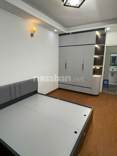 Nhà riêng tại Vĩnh Hưng  30m², 4 tầng, 3PN và 3WC, Ô tô đỗ cửa