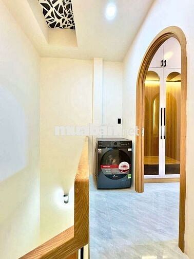 NHÀ MỚI ĐẸP GẦN ĐH HỒNG BÀNG 3 TẦNG 20M2 ĐẤT 2PN 3 WC CHỈ 4,58 TỶ