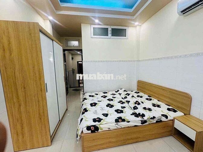 phòng studio bancon CMT8 gần công viên Lê Thị Riêng Quận 3 sát Quận 10