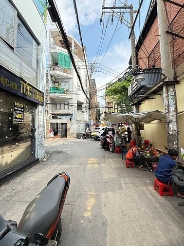 Bán nhà hẻm đường Thành Mỹ, gần chợ vải Tân Bình