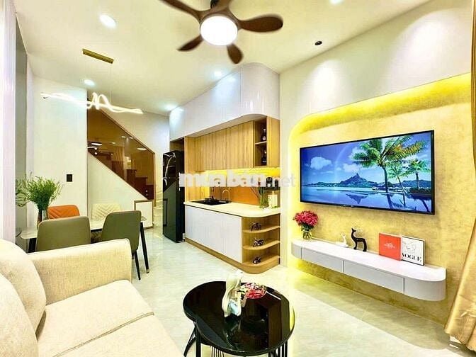 NHÀ MỚI ĐẸP GẦN ĐH HỒNG BÀNG 3 TẦNG 20M2 ĐẤT 2PN 3 WC CHỈ 4,58 TỶ