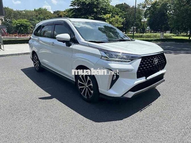 Bán Toyota Veloz Cross 2022 CVT Top hỗ trợ bank