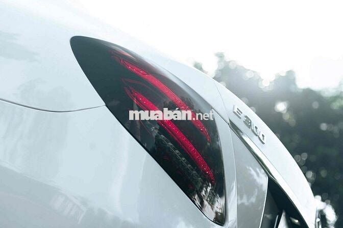 LONG ANH AUTO về Mercedes E200 Sport 2019