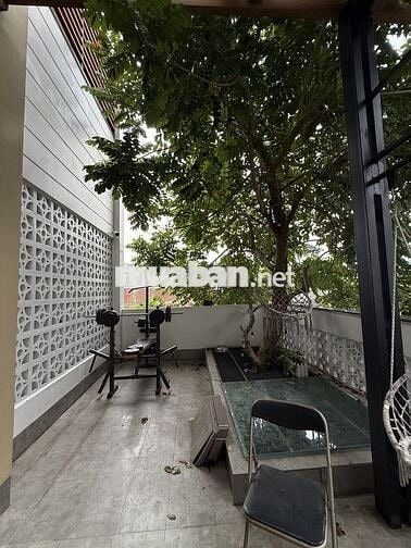 Bán Nhà 2 Mặt Tiền Lê Văn Quới, 99m2, 4 Tầng, 5 PN, Nội Thất Hiện Đại