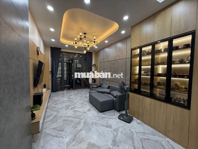 Bán Nhà 2 Mặt Tiền Lê Văn Quới, 99m2, 4 Tầng, 5 PN, Nội Thất Hiện Đại