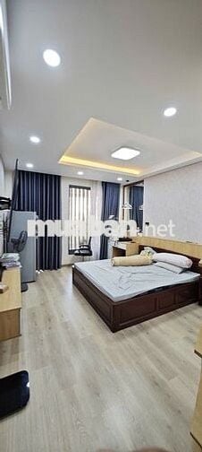 Bán Nhà 2 Mặt Tiền Lê Văn Quới, 99m2, 4 Tầng, 5 PN, Nội Thất Hiện Đại
