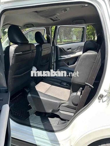 Bán Toyota Veloz Cross 2022 CVT Top hỗ trợ bank