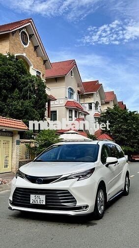 Toyota Sienna 2021  - 330000 km