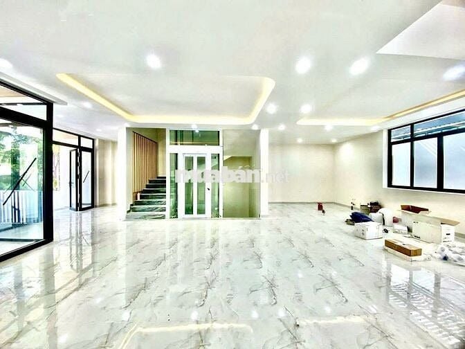 CỰC HOT VIILA KHU VIP PHAN XÍCH LONG 22A Hoa Đào - thang máy 4 tầng!!