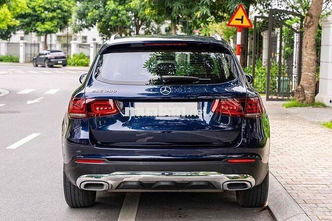 Mercedes Benz GLC200 2022 Xanh  - 37000 km