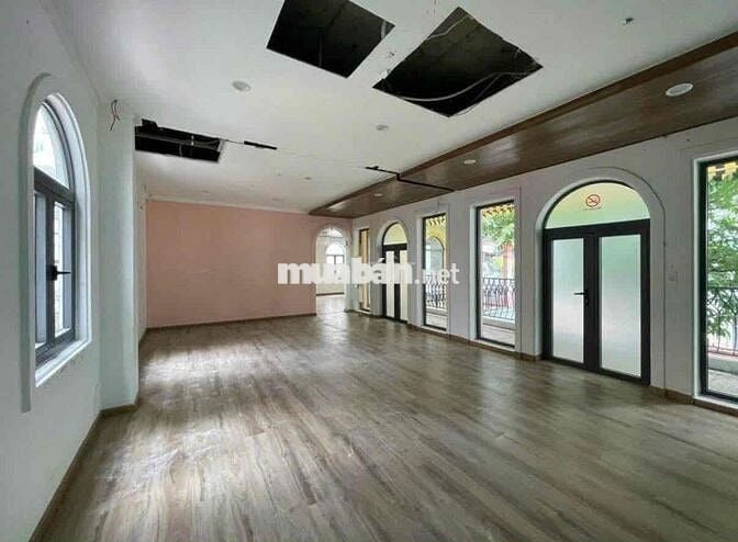 BIỆT THỰ SÂN VƯỜN TRẦN THIỆN CHÁNH PHÚ NHUẬN NGANG 22M TRỆT 2 LẦU 149T