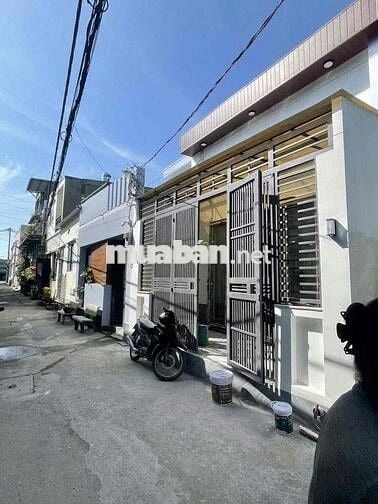 Nhà đẹp ngang 5m chỉ hơn 4 tỷ ngay Ngã tư ga Q12