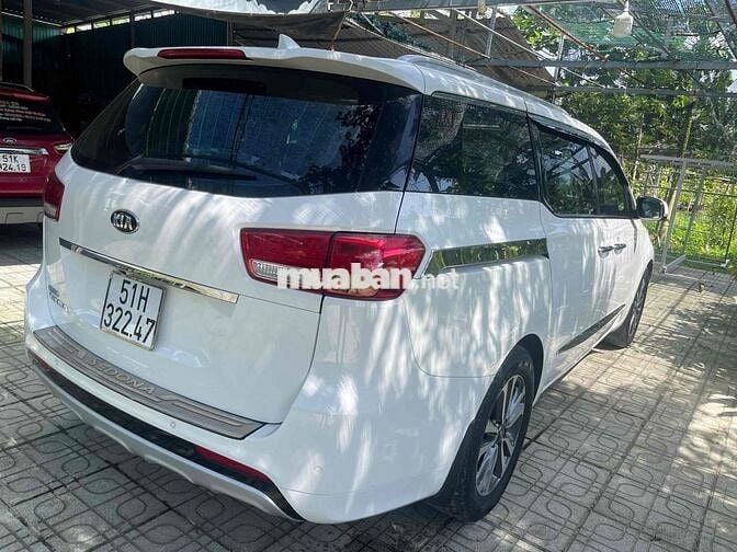 Kia Sedona 2016 3.3L GATH - 78000 km