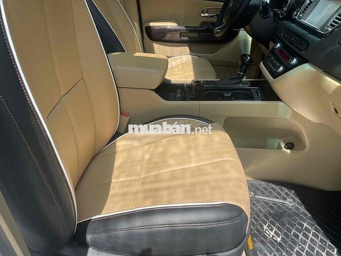 Kia Sedona 2016 3.3L GATH - 78000 km