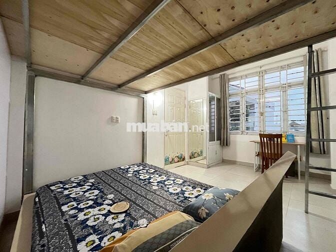 Đường số 4, mới, xe hơi rộng rãi, đối diện vạn phúc City