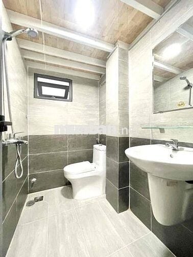 Phòng Gác Lửng Full Tiện Nghi Ngay Đầm Sen