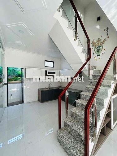 BÁN NHÀ HUỲNH TẤN PHÁT PHÚ XUÂN NHÀ BÈ 3 TẦNG CHỈ HƠN 2T