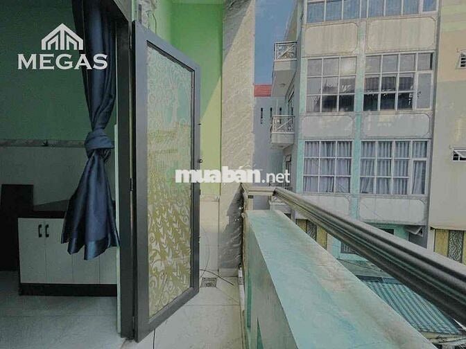 CHO THUÊ PHÒNG BAN CÔNG THOÁNG GẦN CẦU LVS Q3 - THANG MÁY