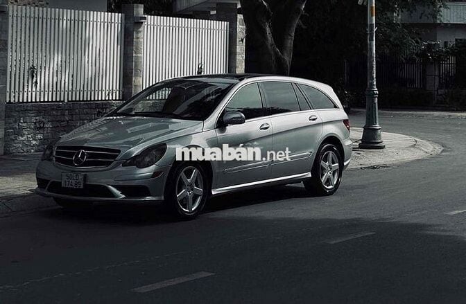 Mercedes R500