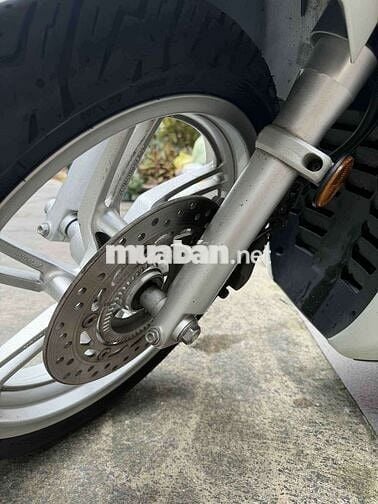 Cần bán SH ý đời 2016 đã qua sử dụng