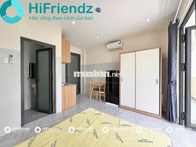 Căn Hộ Cửa Sổ Trời Full Nội Thất Ngay Hàng Xanh Gần Hutech, GTVT