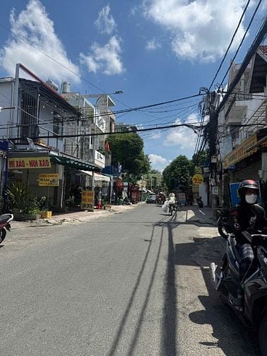 Bán nhà MT 43 Hà Thị Đát, P. Tân Sơn Nhì, sát trường Đặng Trần Côn