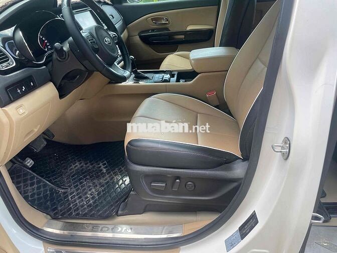 Kia Sedona 2016 3.3L GATH - 78000 km