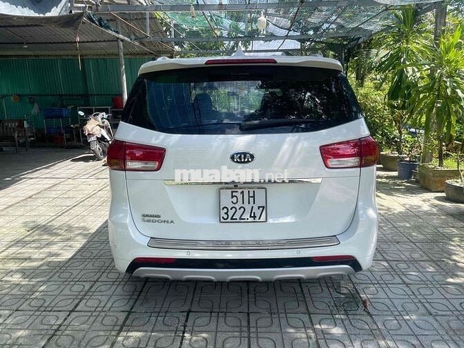 Kia Sedona 2016 3.3L GATH - 78000 km