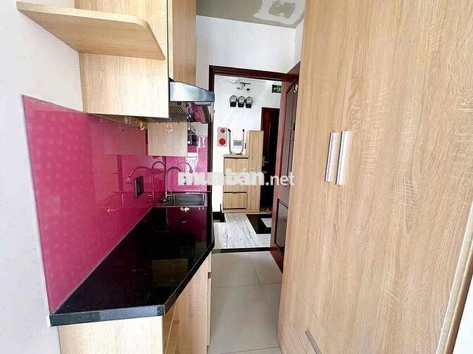 Cho thuê căn hộ Studio Ban công Q4 gần cầu Ông Lãnh, cầu Calmette