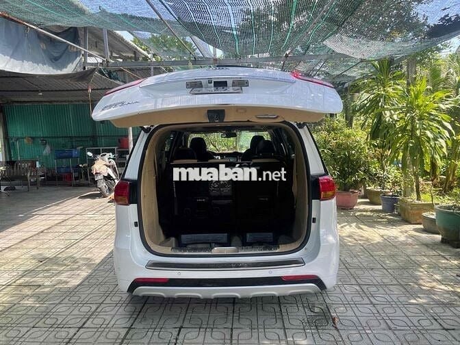 Kia Sedona 2016 3.3L GATH - 78000 km