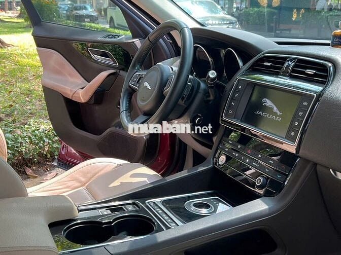 JAGUAR F/PACE. 3.5 TURBO đời 2017  Nhập Anh