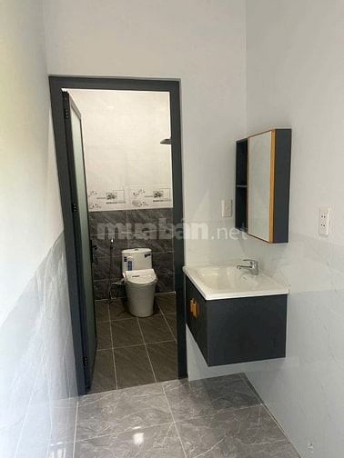 Em Còn 2 Căn Nhà Tại Khu Alaska Gần Chợ Bến Lớn , Tân Định ,Bình Dương