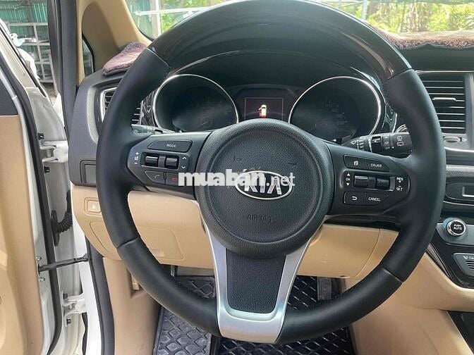 Kia Sedona 2016 3.3L GATH - 78000 km