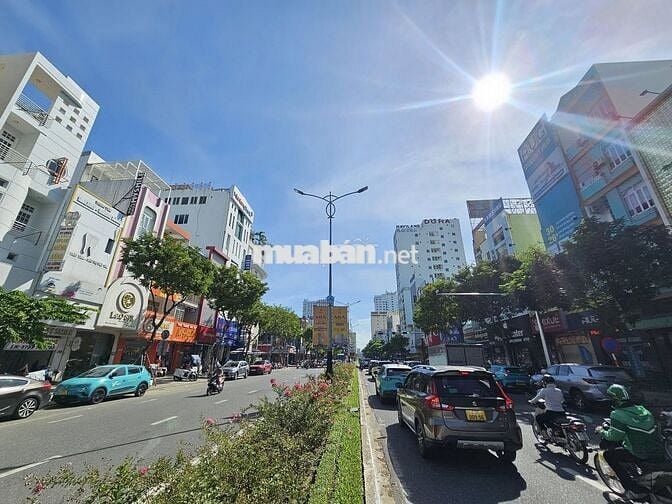CHO THUÊ TÒA NHÀ VĂN PHÒNG – PHỐ TÀI CHÍNH NGUYỄN VĂN LINH, ĐÀ NẴNG