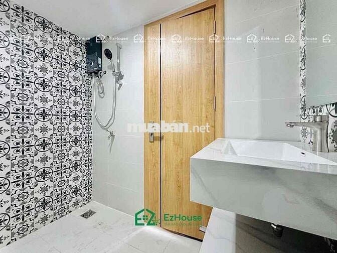 Khai trương căn hộ mới xây duplex cửa sổ trời đối diện Etown Cộng Hoà