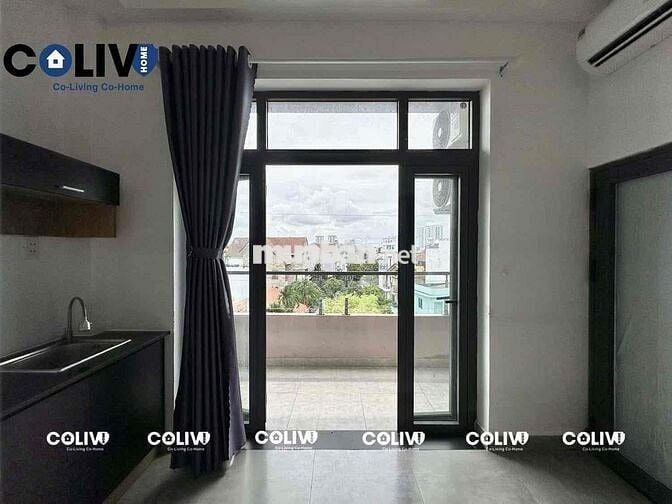 PHÒNG CÓ GÁC LỬNG BAN CÔNG VÀ CỬA SỔ TRỜI NGAY DƯƠNG QUẢNG HÀM
