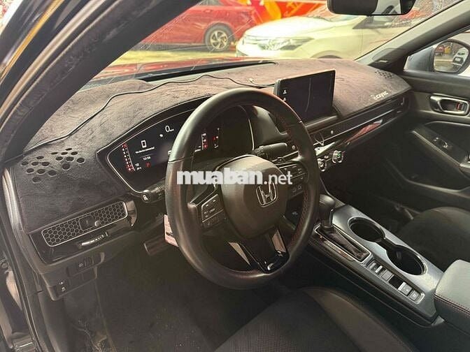 Honda Civic 2022 RS 60000 km xe đẹp zin không lỗi
