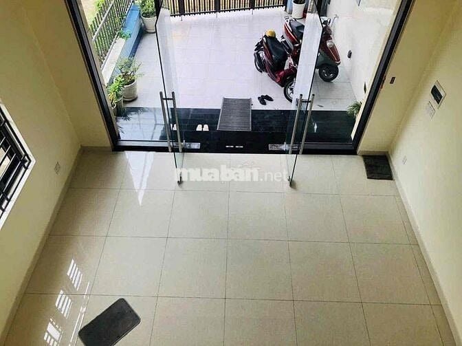 Cho thuê nhà ngay trunh tâm phường Chánh Nghĩa TDM Bình Dương