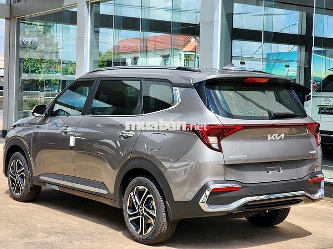 Kia Carens 2025