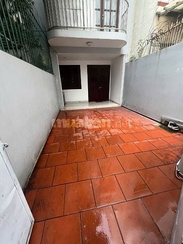 305/3 Nam Kỳ Khởi Nghĩa, cho thuê nguyên căn 