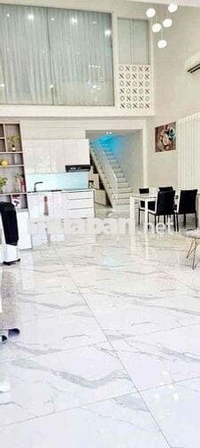 cho thuê nhà 2 tầng 2pn/2wc mặt tiền chu huy mân