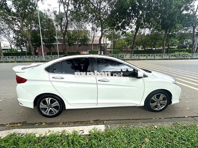Bán xe City 2016 1.5 AT,1 chủ,full option,giá tốt