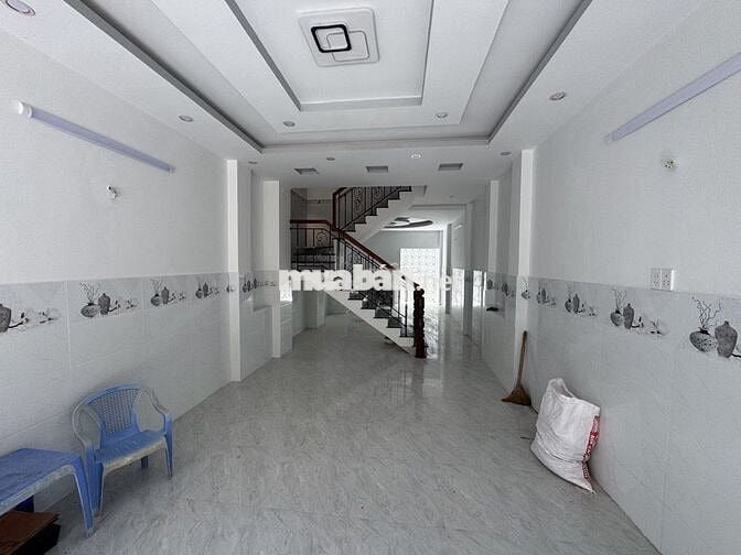 NHÀ MỚI 3 TẦNG 4 PN - GẦN NGUYỄN SƠN - TÂN PHÚ - HẺM XE HƠI THÔNG