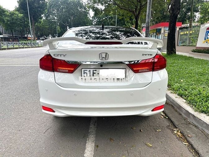 Bán xe City 2016 1.5 AT,1 chủ,full option,giá tốt