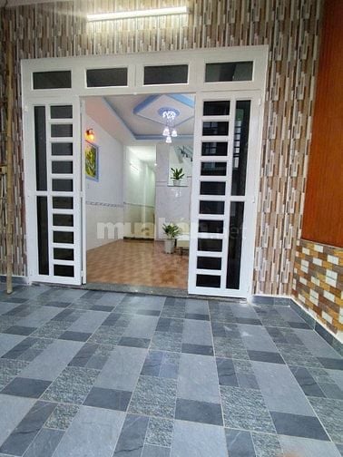 Nhà 1 trệt 1 lầu (4x14) 3pn ngay khu vực chợ Nhị Xuân Hóc Môn