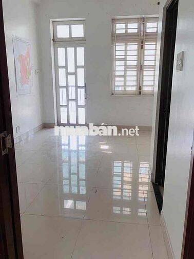 Cho thuê nhà Mặt Tiền Phạm Văn Đồng, Linh Tây Gần Hoàng Diệu 2 - KVC