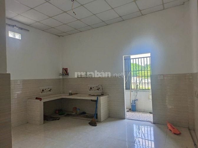 Cho thuê nhà nguyên căn, hẻm ô tô, 100m2