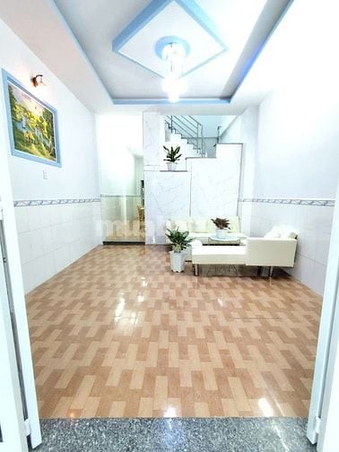Nhà 1 trệt 1 lầu (4x14) 3pn ngay khu vực chợ Nhị Xuân Hóc Môn