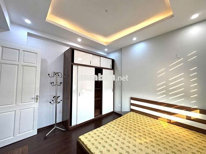 Cần tiền bán gấp CH CT5B Mễ Trì Thượng, 110m2, 3N,2WC, giá 6.8 tỷ